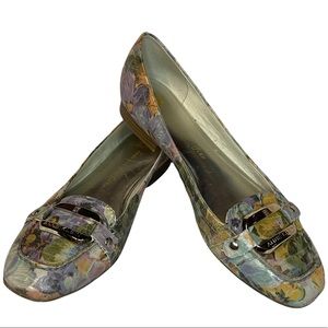 ANNE KLEIN Floral Flats